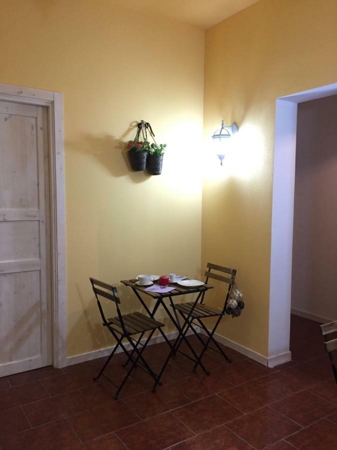 Senza Tempo Room & Breakfast グラッツァーノ・ヴィスコンティ エクステリア 写真